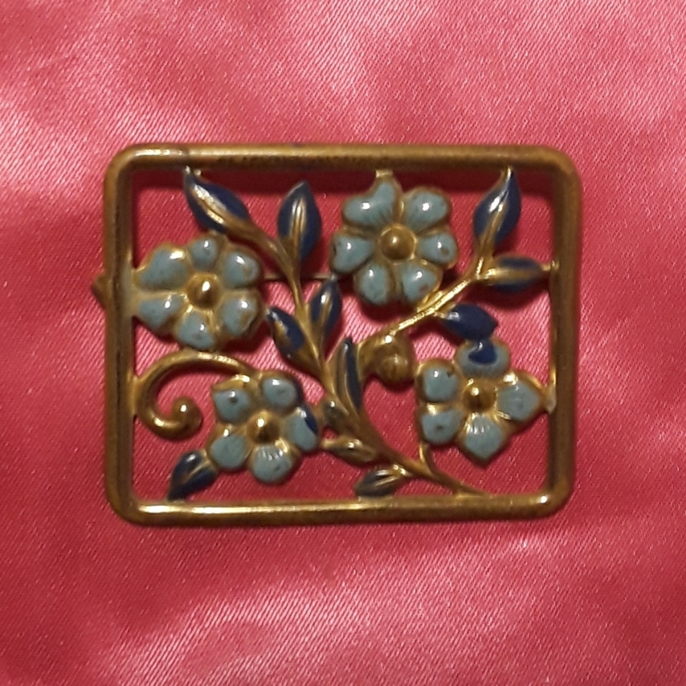1800's Gilt and Enameled Brooch